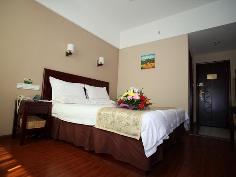 Greentree Inn Henan Luoyang Wangcheng Square Business Hotel Kültér fotó